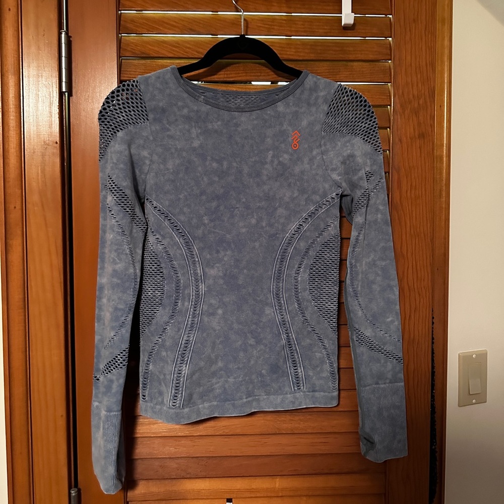 Mesh athletic top